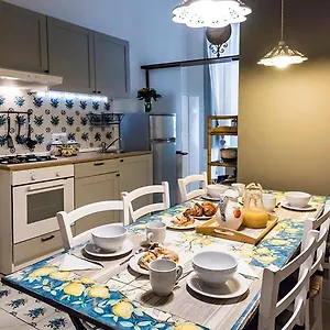 Alojamento de Acomodação e Pequeno-almoço La Casa Napoletana - Ls