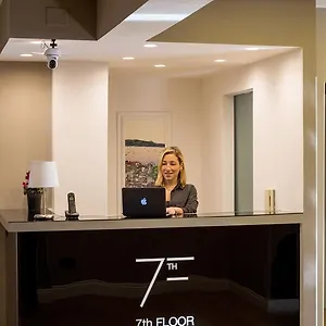 7th Floor Pensión