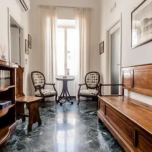 Appartamento La Casa Di Eugenio, Napoli